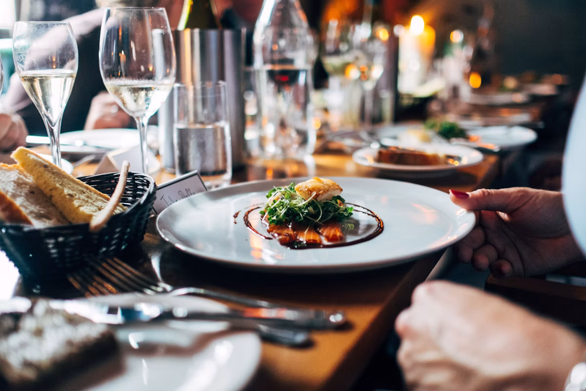 Restaurant & Dinner Thumbnail